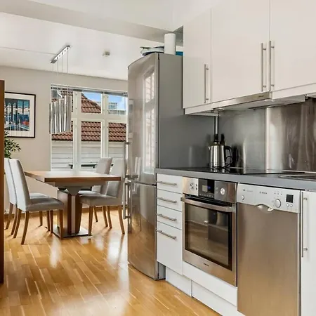 Apartman Dinbnb I Historical Two-floor With Rooftop Panorama I 1645 Heritage