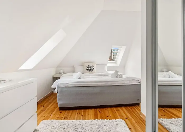 Apartmán Dinbnb I Historical Two-floor With Rooftop Panorama I 1645 Heritage *